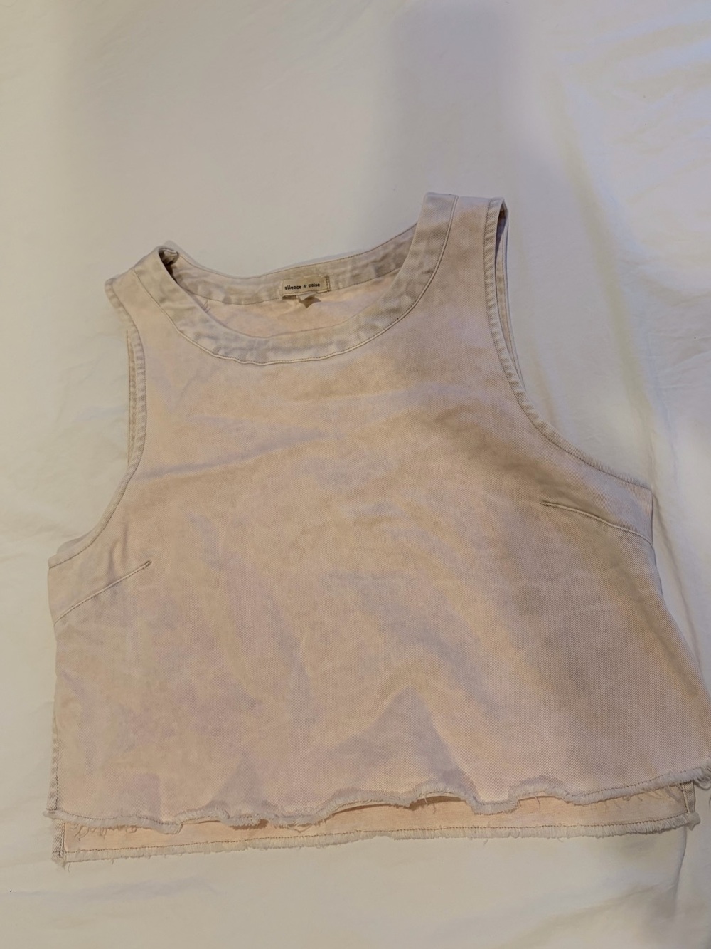 silence + noise light pink cropped tank top